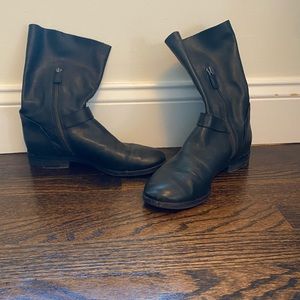 Eileen Fisher ankle boots. 7.5